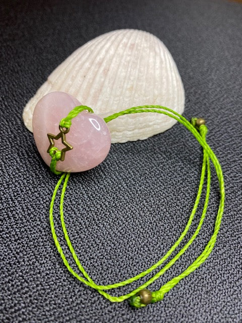 ''Girl power'' bracelet - Édition limitée